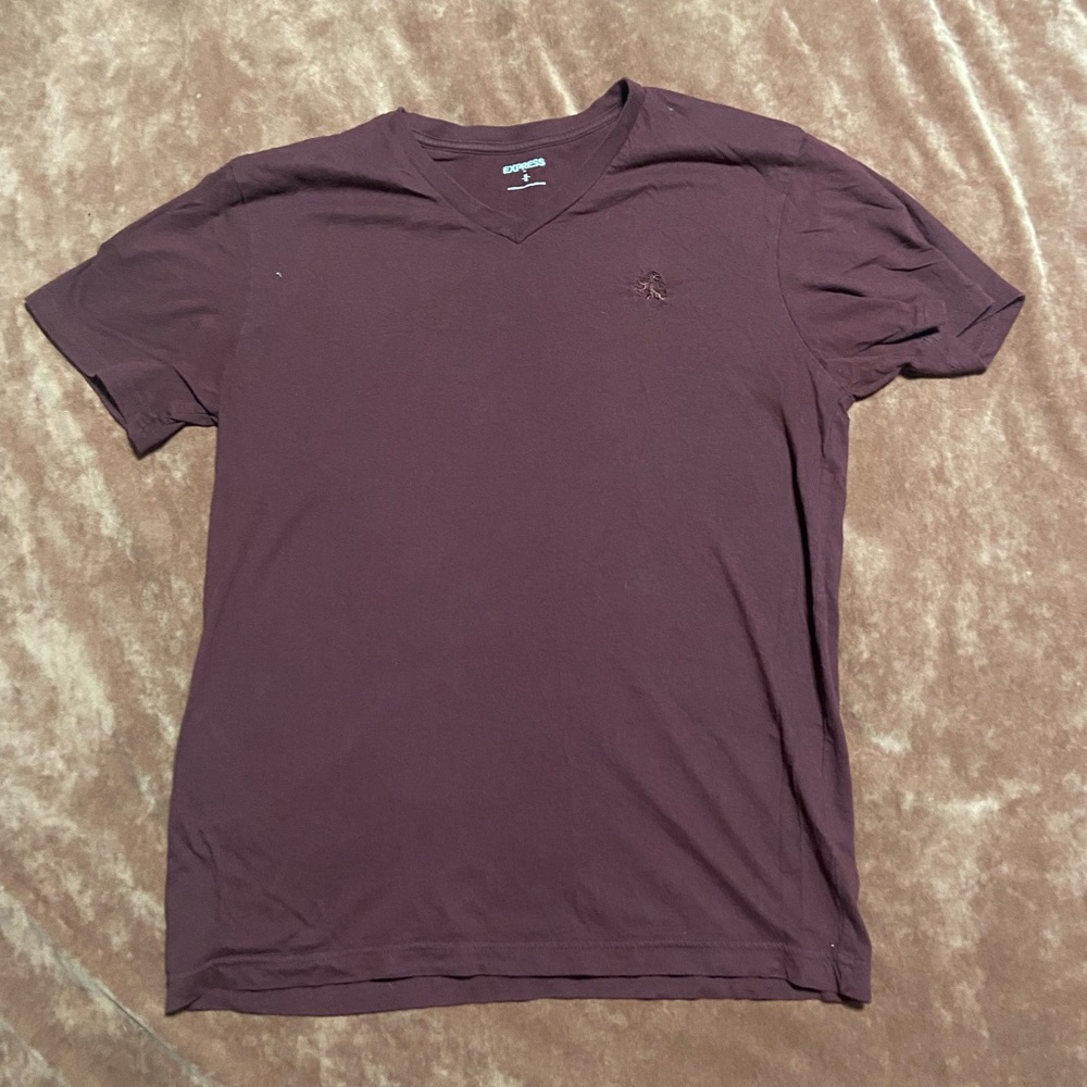 Men’s Express V-Neck T-Shirt M